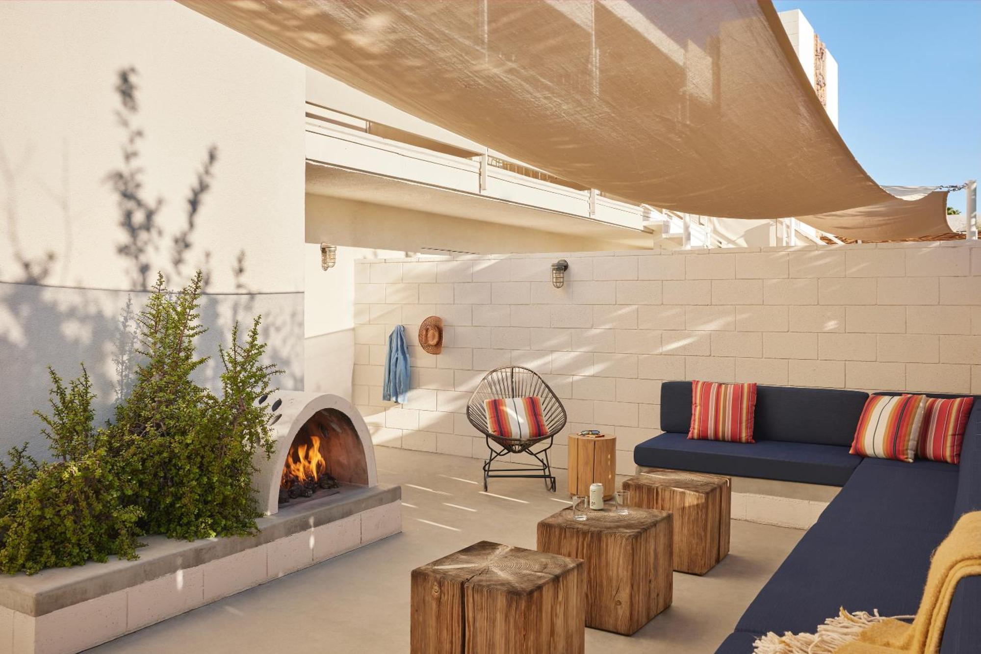 Ace Suite,1672568000:JPEG