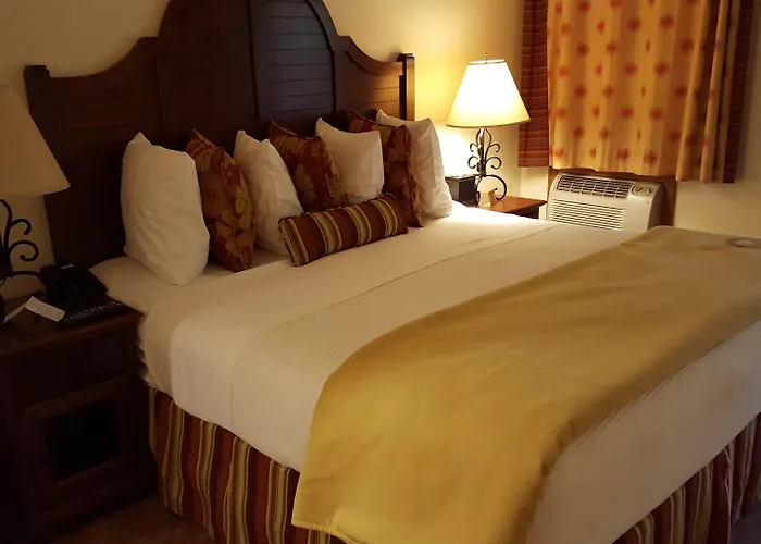 Los Arboles Hotel